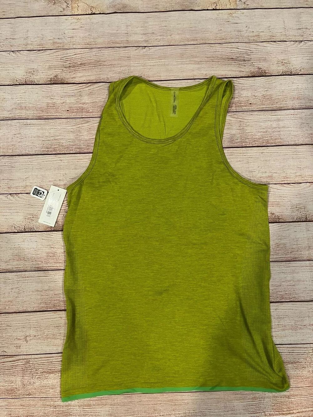 Outdoor Voices Men’s Medium Green Apple Seamless Tank Top- NWT!